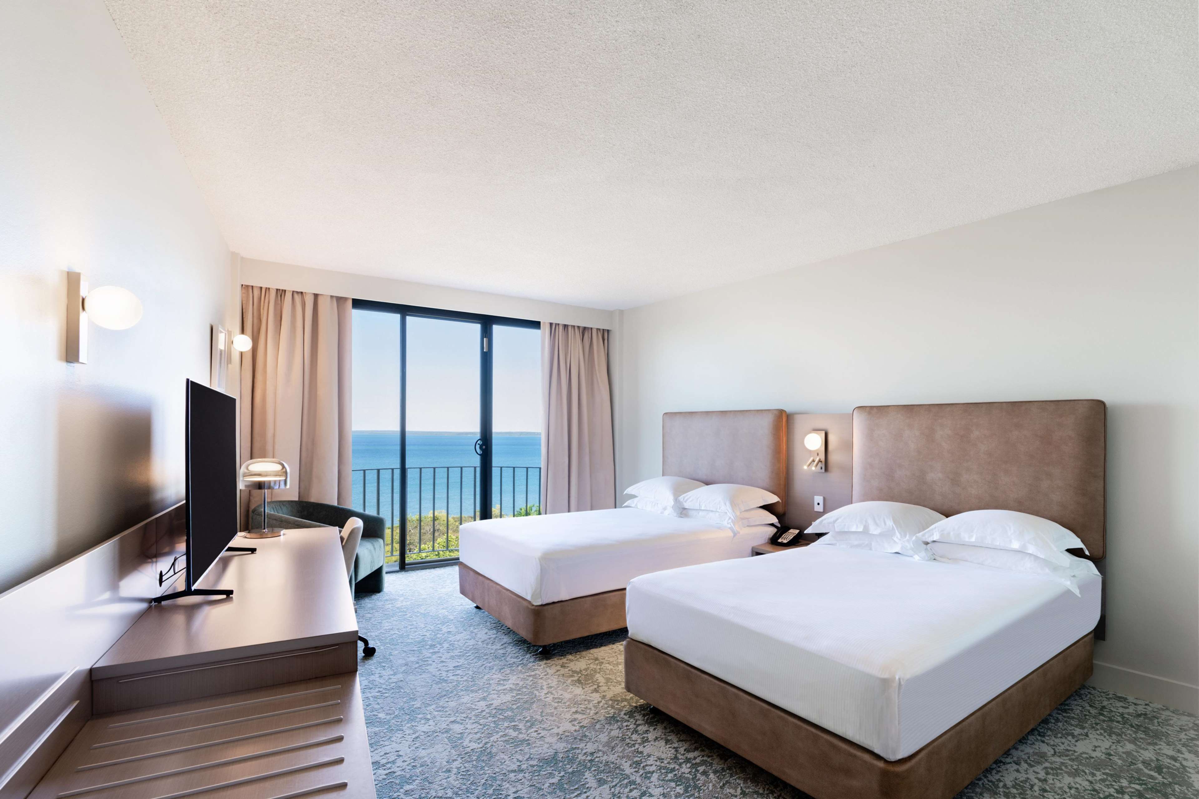 Hilton Garden Inn Darwin Room Type - DOUBLE DOUBLE DLX W  VIEW