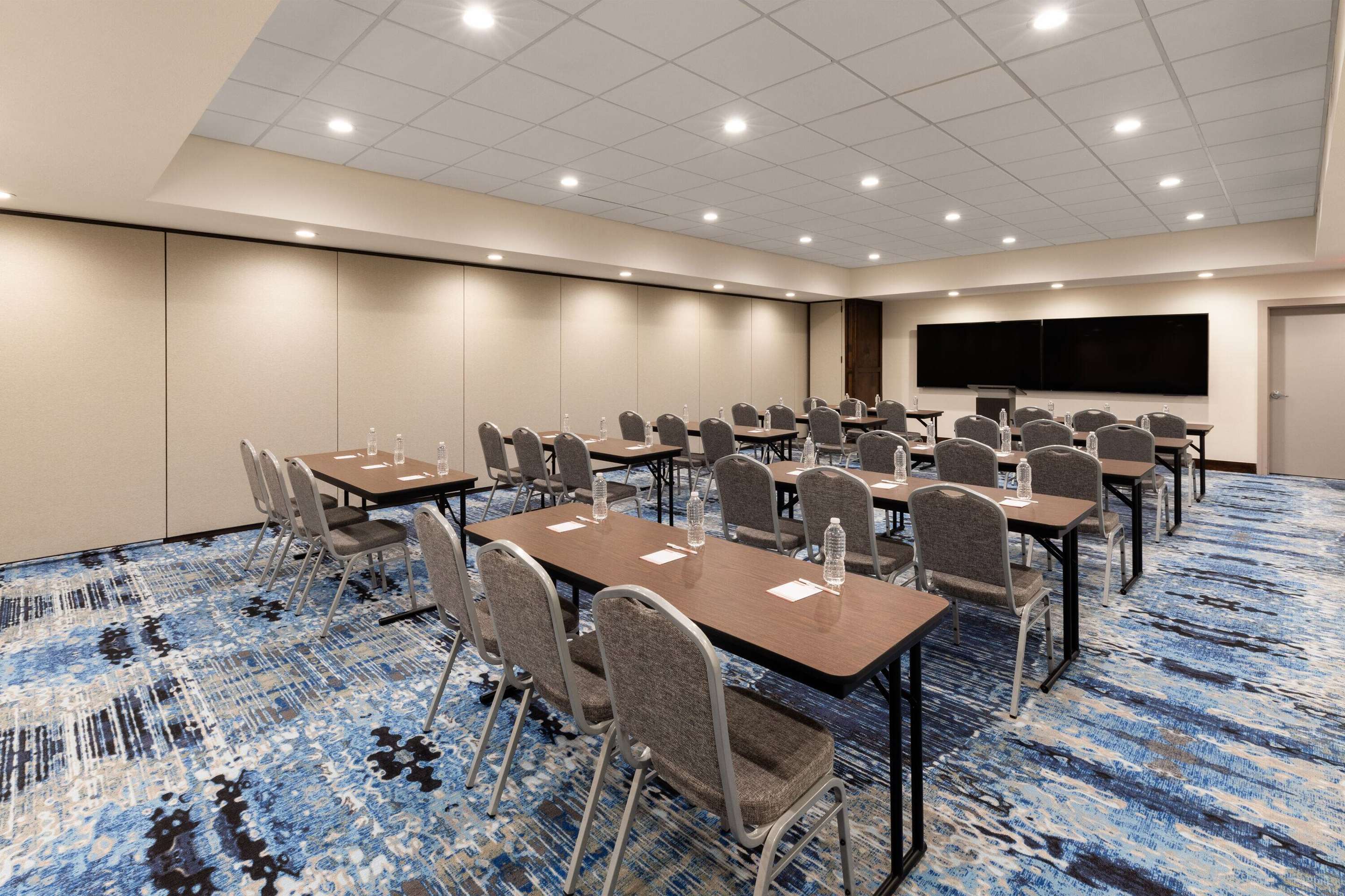 Meeting Room | Hawthorn Extended Stay by Wyndham Kingwood/Houston
