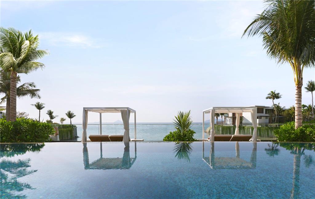 VILLA LE CORAIL GRAN MELIA-guestroom-Guest Room,Guest Room Amenity,Pool,Architecture,On-Site,Outdoor/Exterior,People,Exterior View of Building,Family.jpg