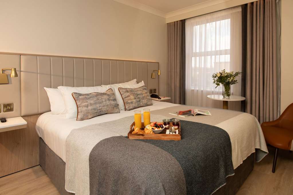 THE ADDRESS SLIGO-guestroom-Guest Room,On-Site.jpg
