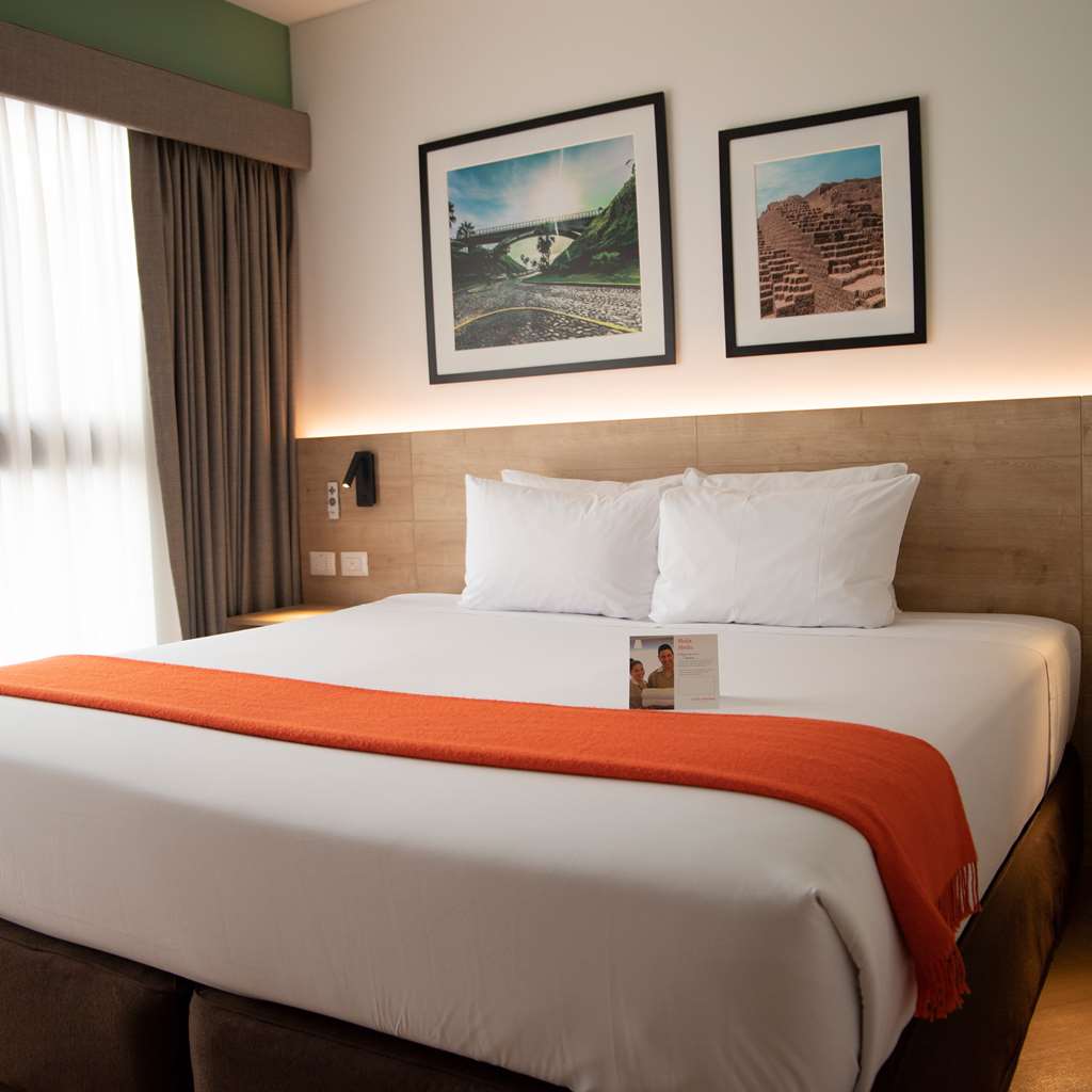 CASA ANDINA STANDARD BENAVIDES-guestroom-Guest Room,On-Site.jpg