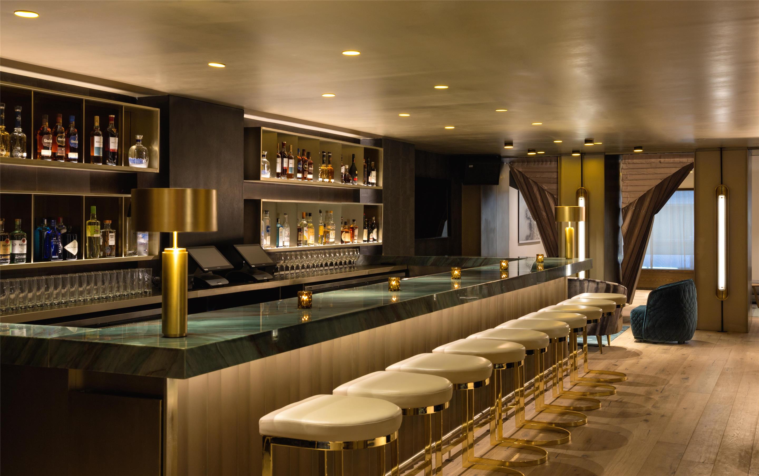 Bar Lounge | The Time New York, part of JdV by Hyatt