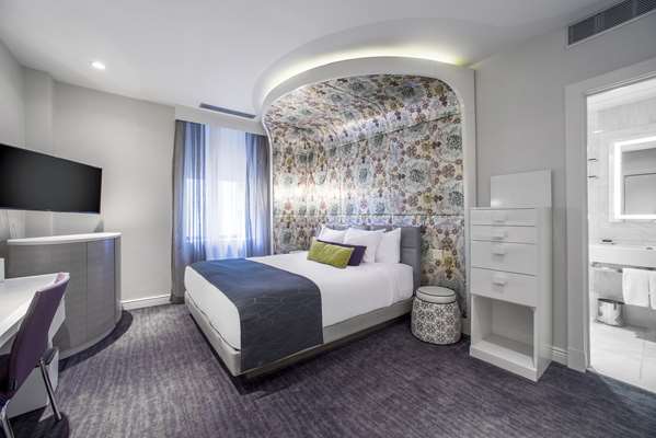  - Dream Midtown Hotel New York