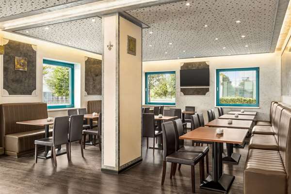 Amedia Express Prag, Trademark Collection by Wyndham