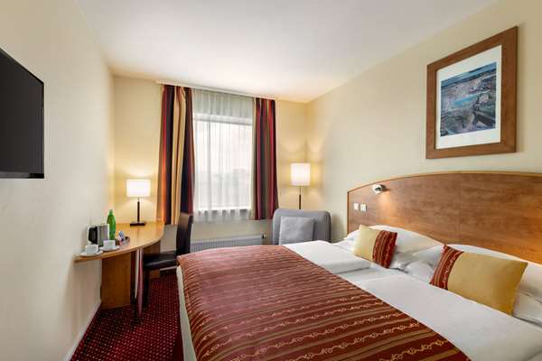 Comfort Plus Room