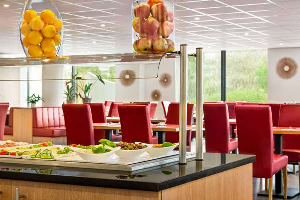 Amedia Amsterdam Airport, Trademark Collection by Wyndham