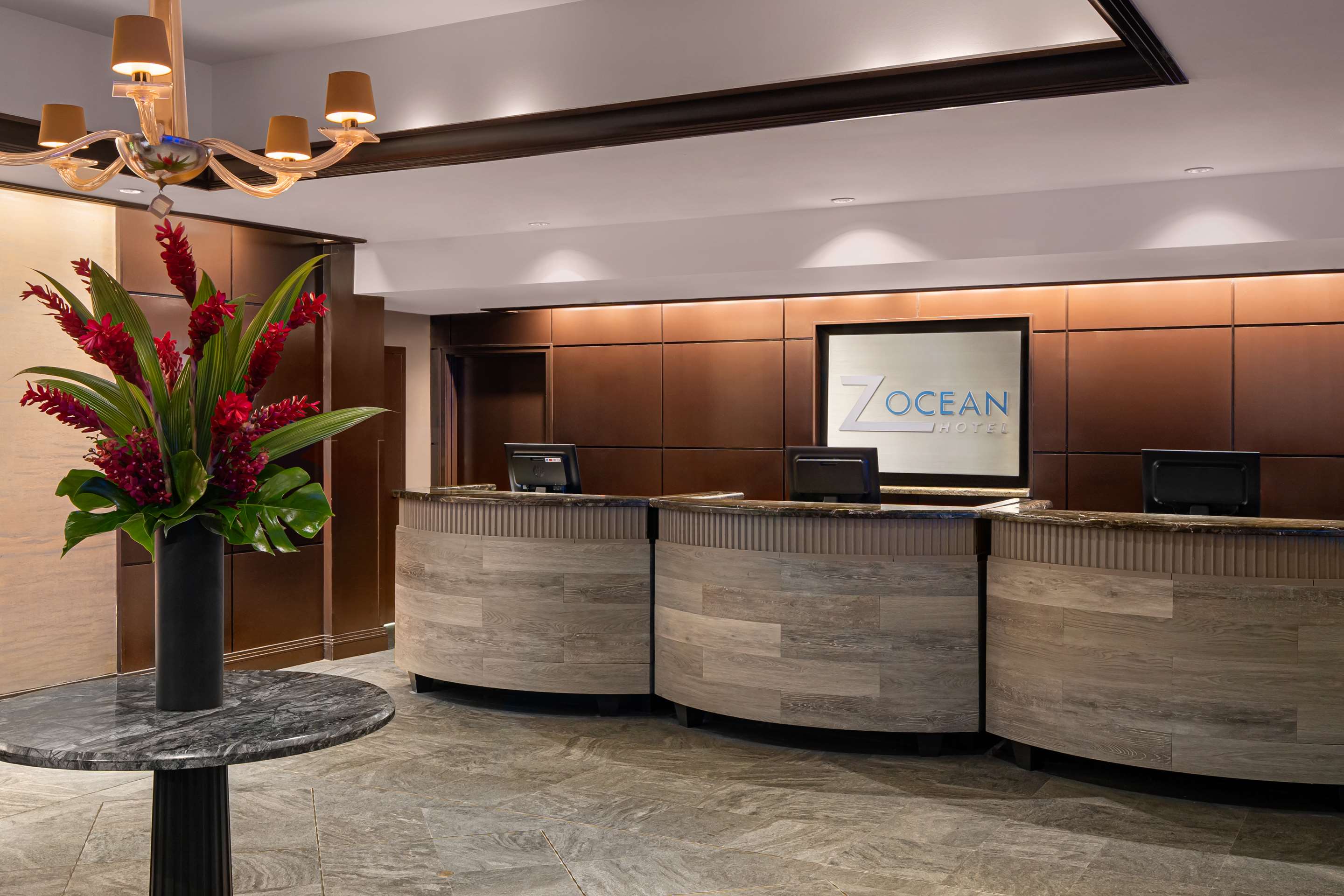 Miasb Front Desk | Z Ocean Hotel, Classico a Sonesta Collection