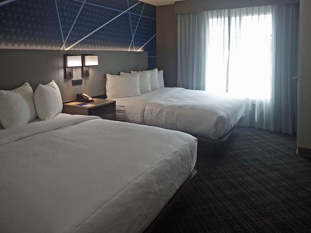 COMFORT INN AND SUITES HAMPTON NEAR-guestroom-Guest Room,Suite,On-Site.jpg