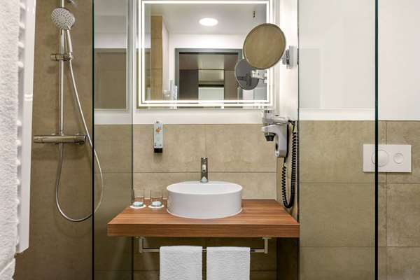 Comfort Twin Room