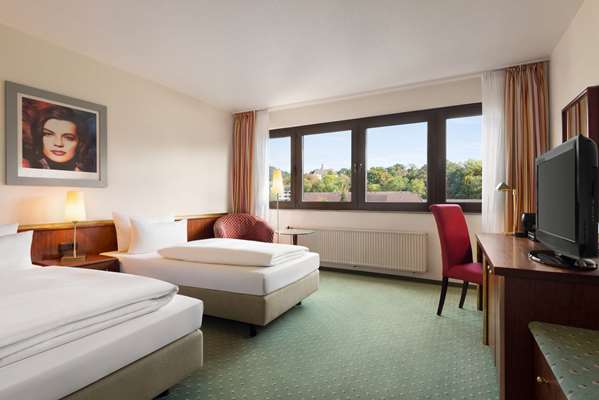Comfort Twin Room