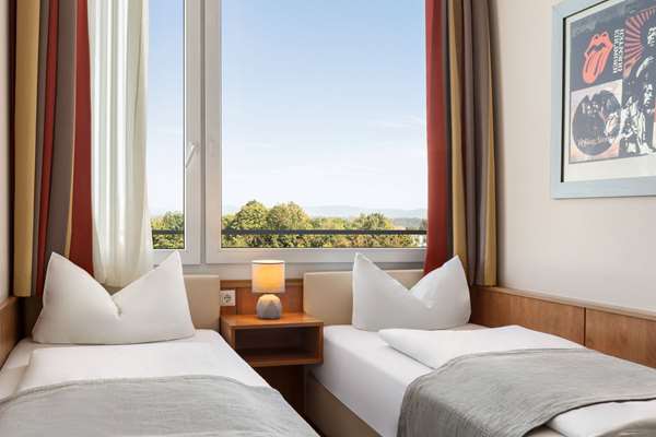 Comfort Twin Room
