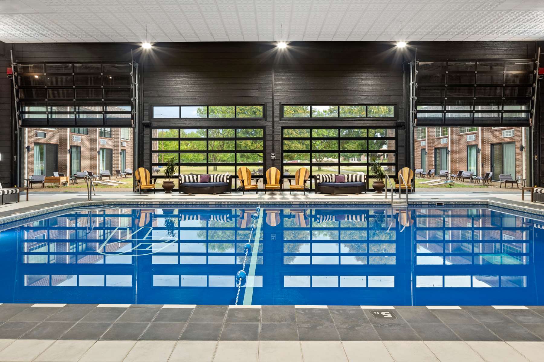 The Highlander Hotel - Indoor Pool - Iowa City