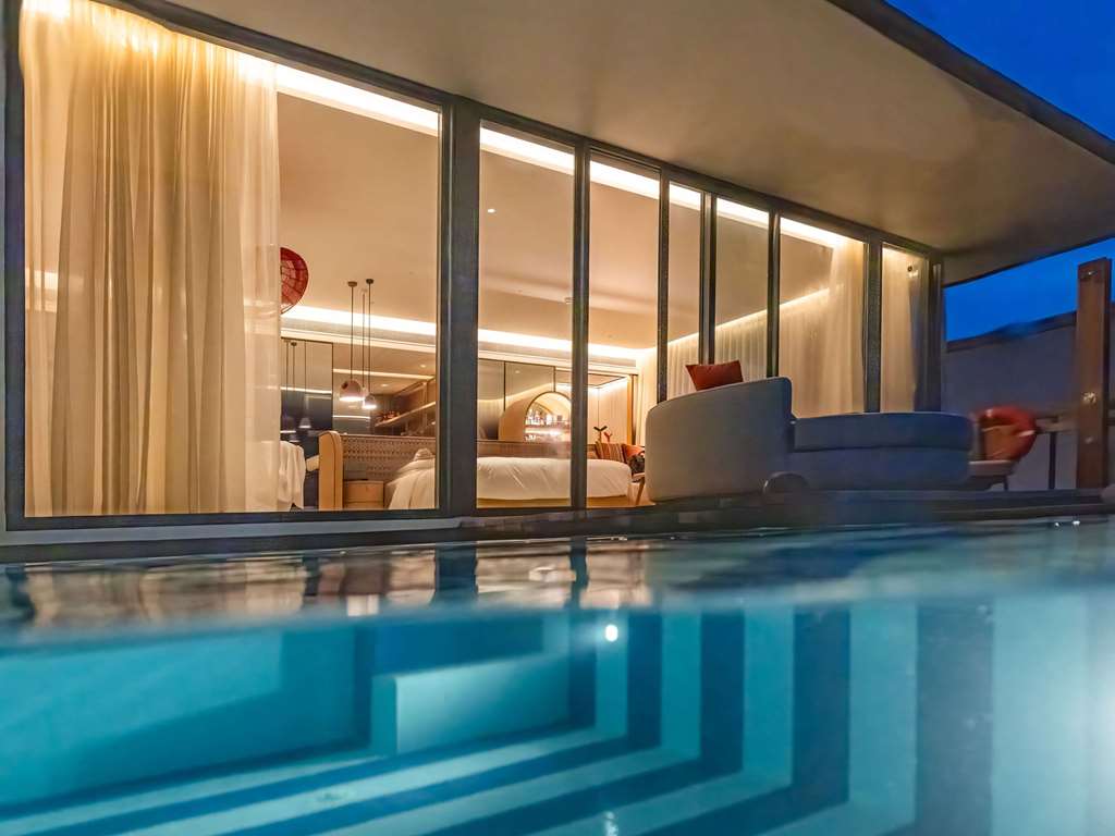 SO/ Maldives Room Type - Lagoon Water Pool Villa Collection with One King Bed