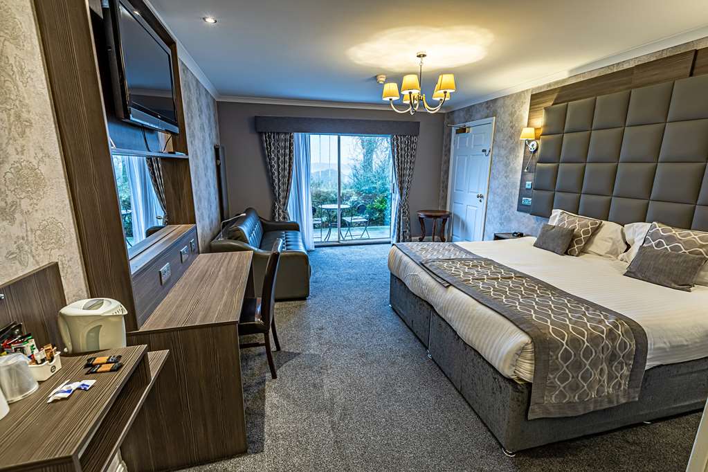 Dryfesdale Hotel, BW Signature Collection-guestroom-Guest Room,On-Site.jpg