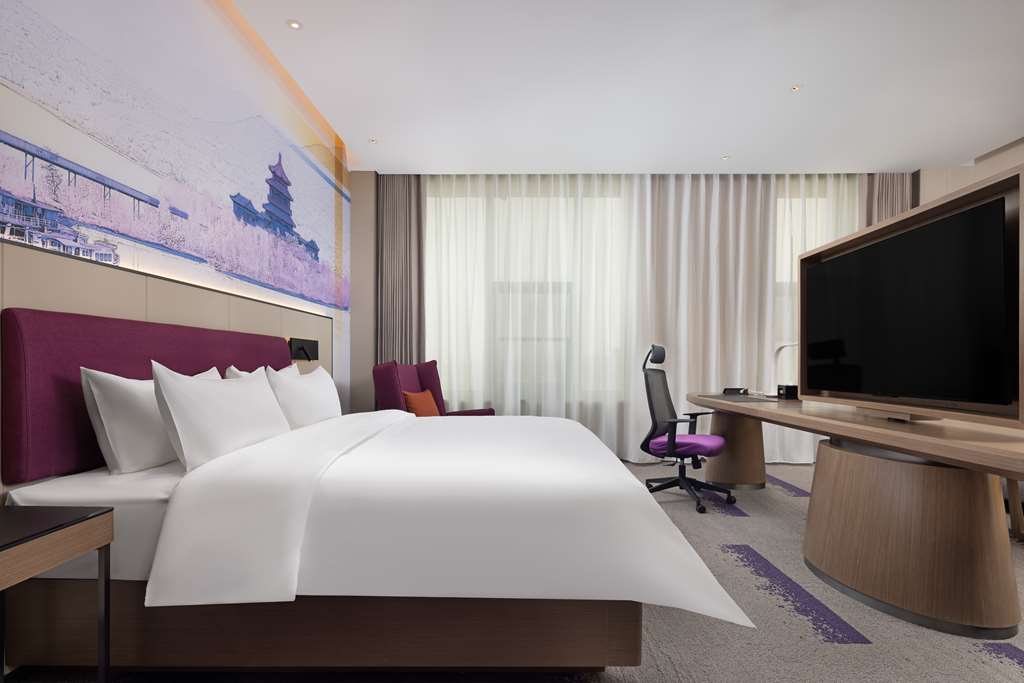 HAMPTON BY HILTON BEIJING CHANGPING-guestroom-Guest Room,On-Site.jpg