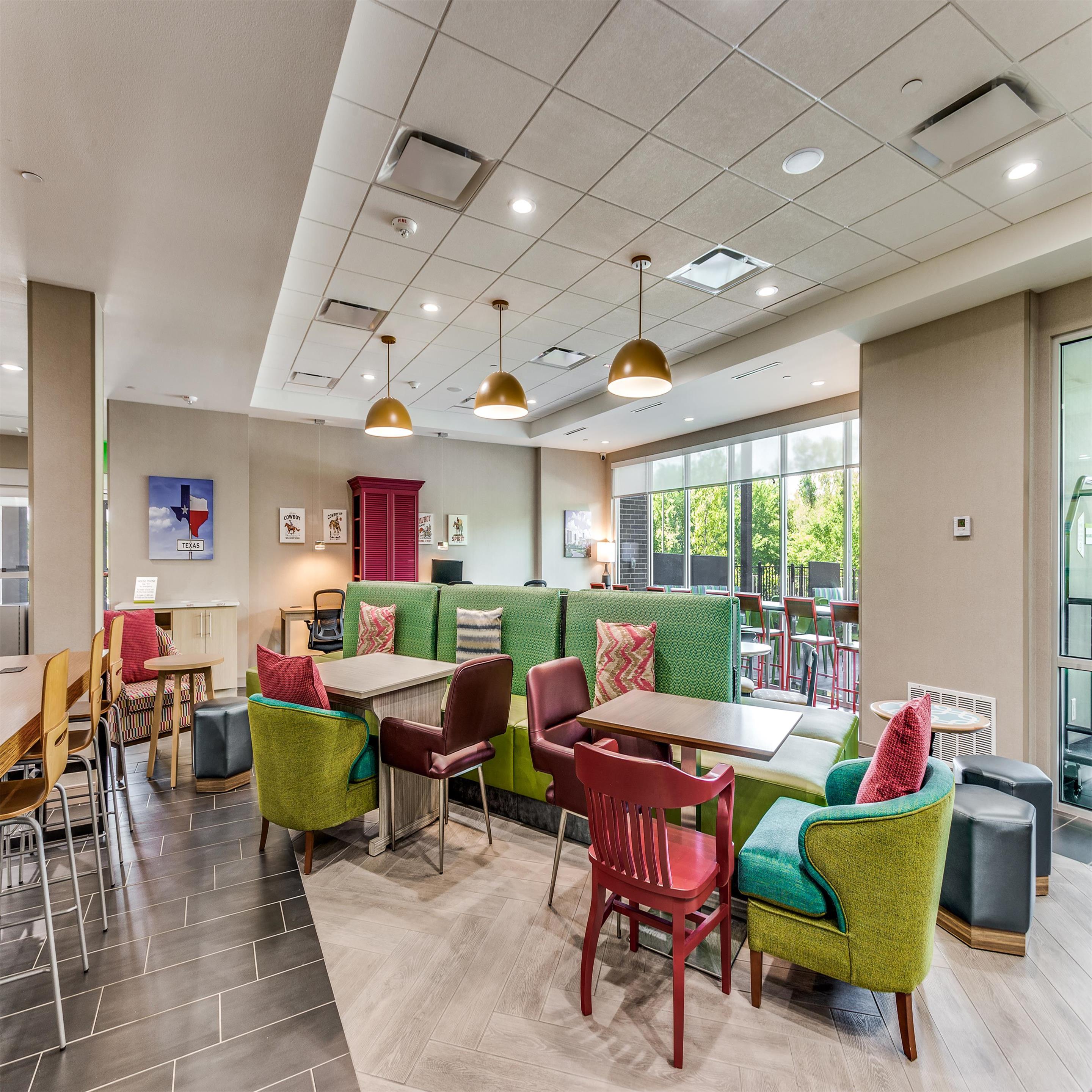Lobby | Home2 Suites By Hilton Fort Worth Arlington West