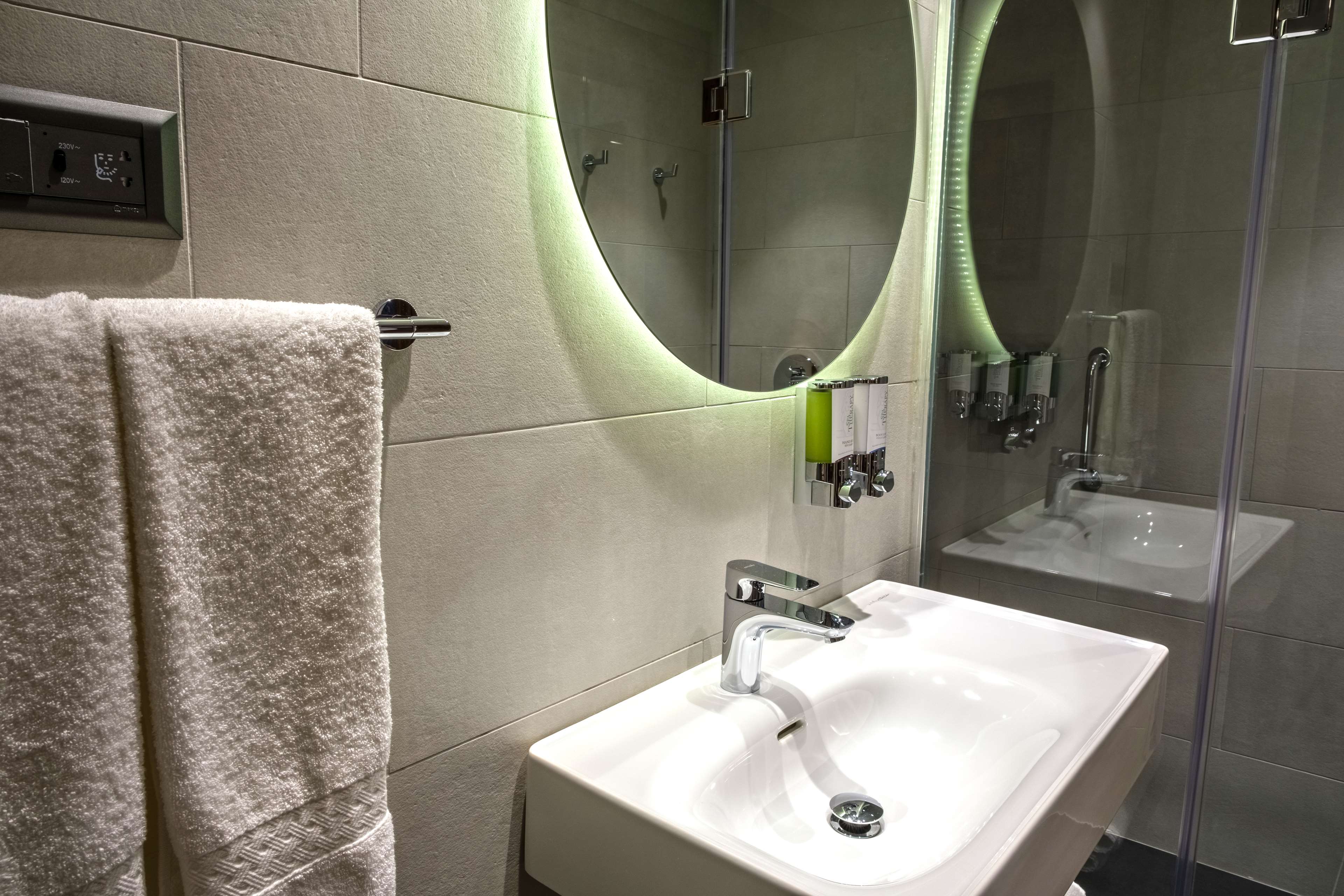 Hampton by Hilton Sakarya Room Type - TWIN ROOM NON SMOKING