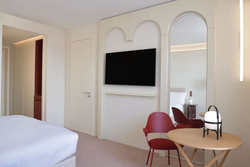DOUBLETREE BY HILTON BEN GUERIR-guestroom-Guest Room,On-Site.jpg