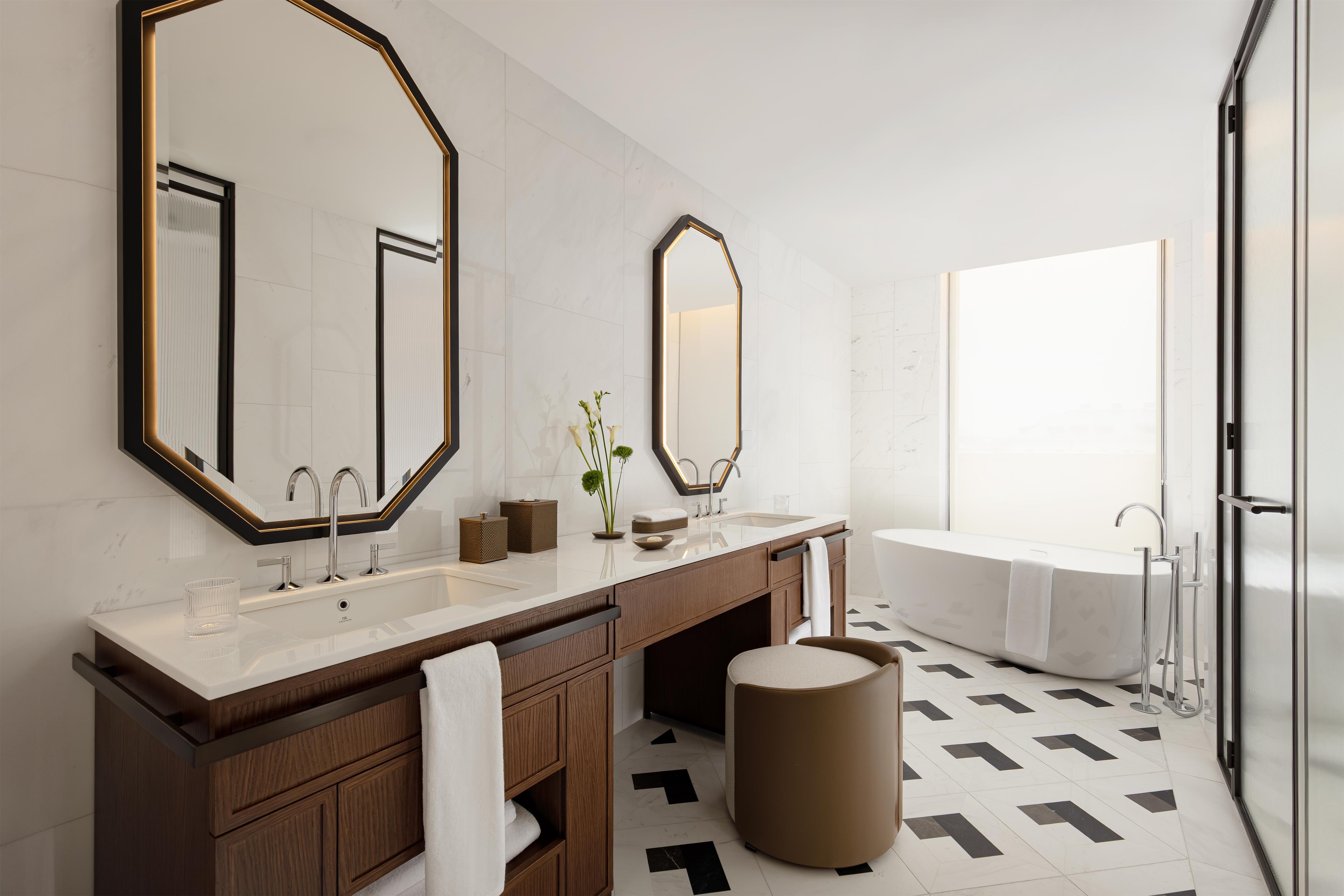 Waldorf Astoria Minsk Room Type - AMBASSADOR SUITE