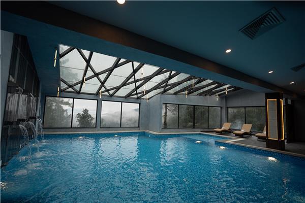 Pool,On-Site,Property Amenity,Recreation