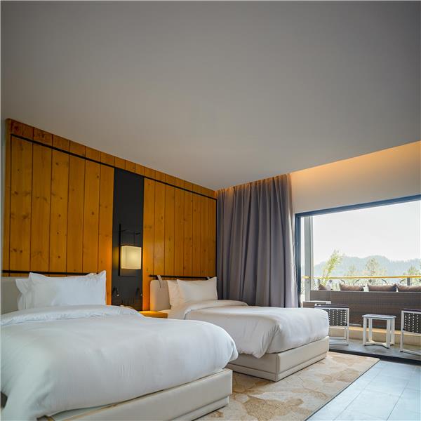 Guest Room,Bed,On-Site