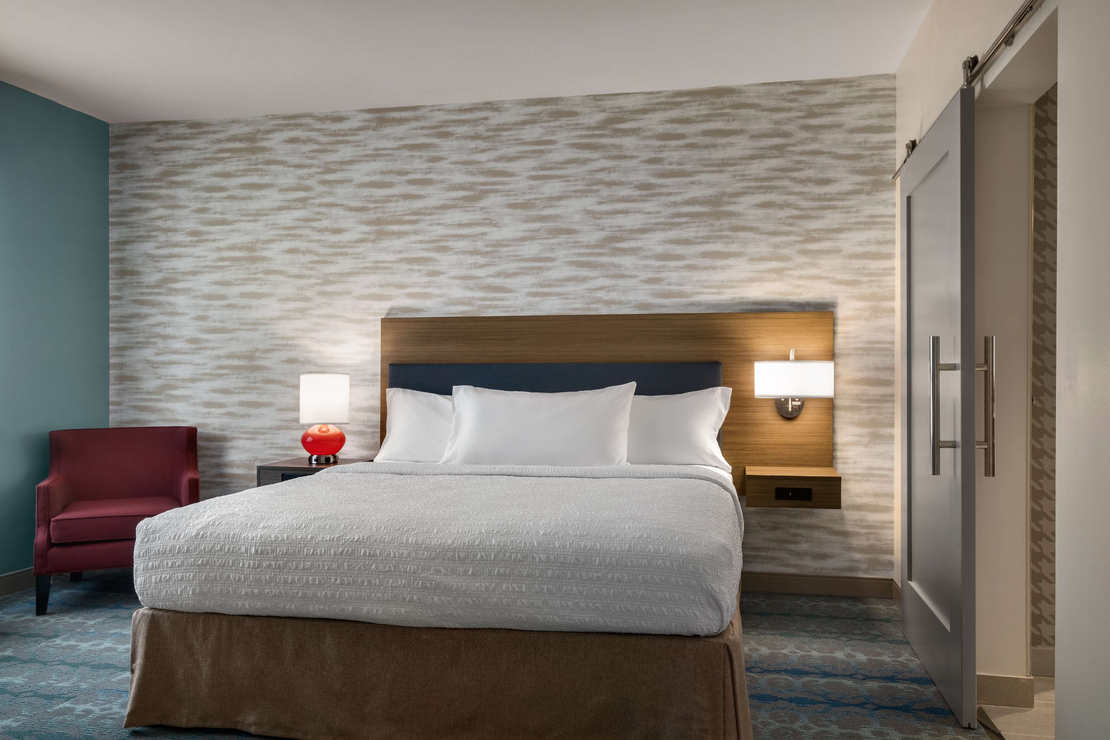 Home2 Suites by Hilton Austin East Side Room Type - 1KG MOB HR ACC TUB 1BDRM