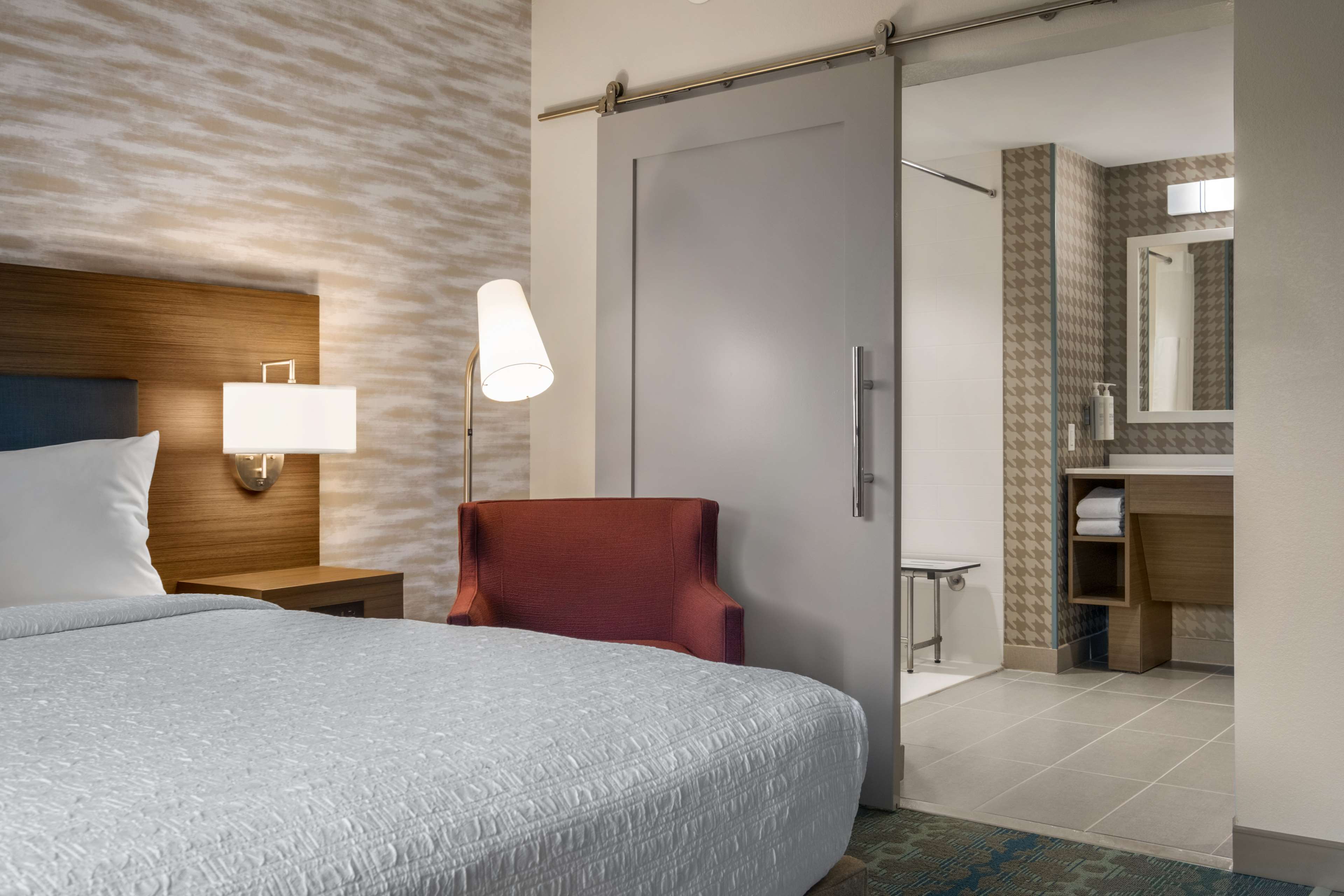 Home2 Suites by Hilton Austin East Side Room Type - 1KG MOB HR RI SHWR STUDIO