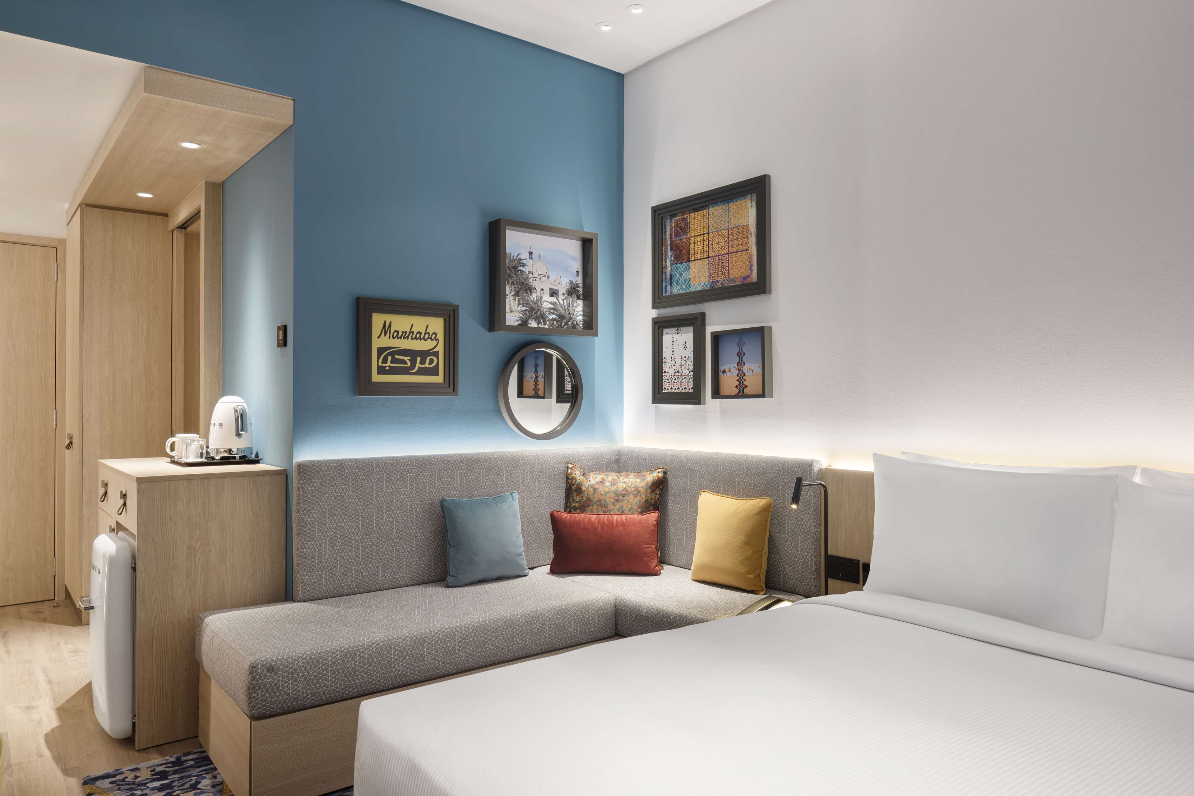 Hampton by Hilton Kuwait Salmiya Room Type - QUEEN ROOM W SOFA BED NS