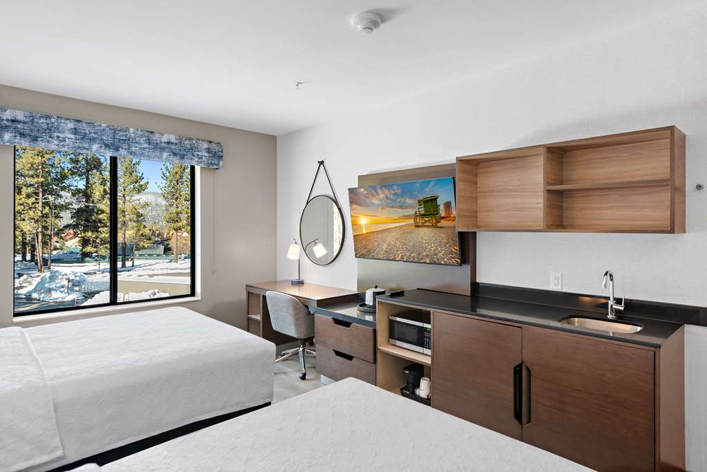 HAMPTON INN BY HILTON BIG BEAR LAKE-guestroom-Guest Room,On-Site.jpg