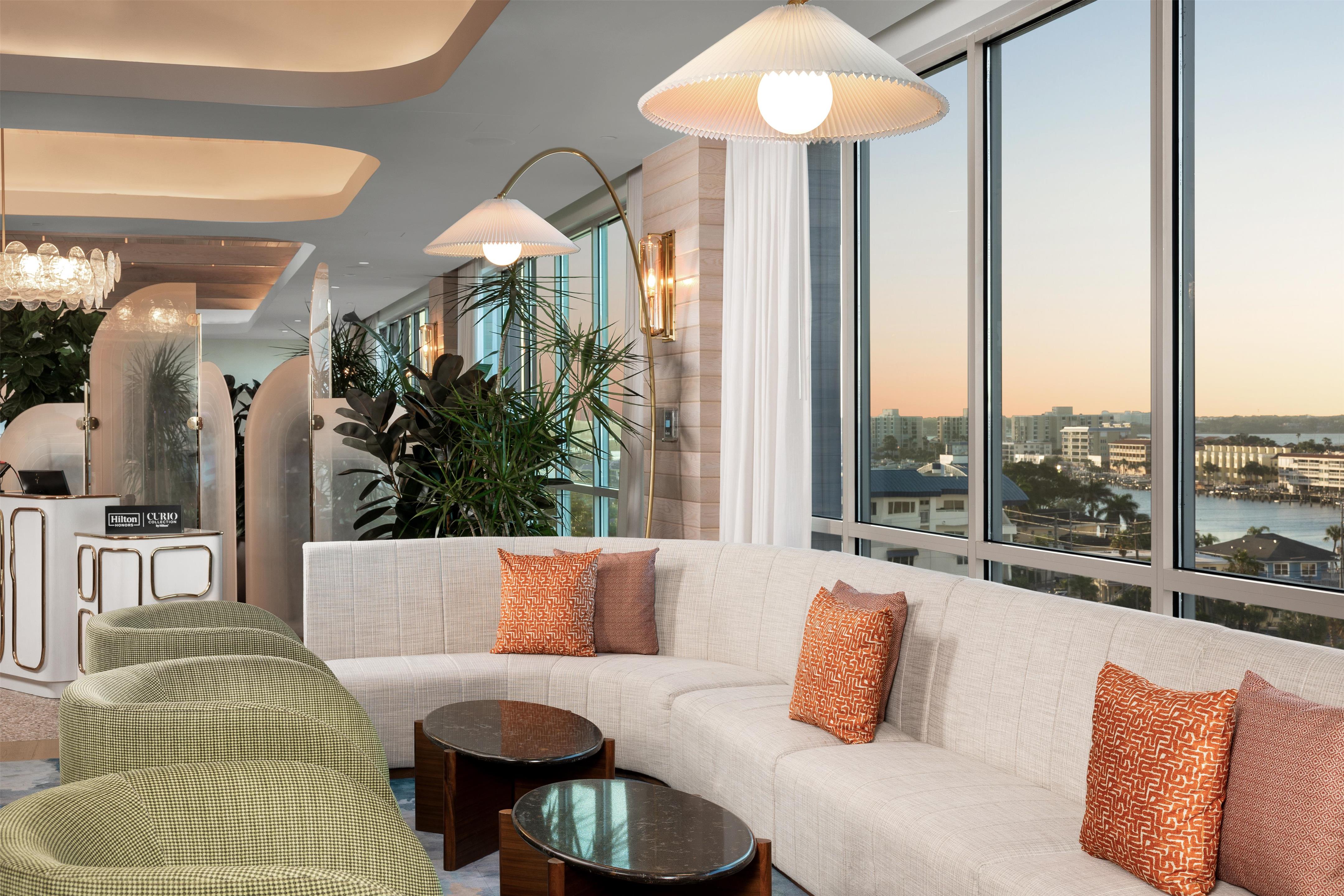 Lobby | The Hiatus Clearwater Beach, Curio Collection By Hilton
