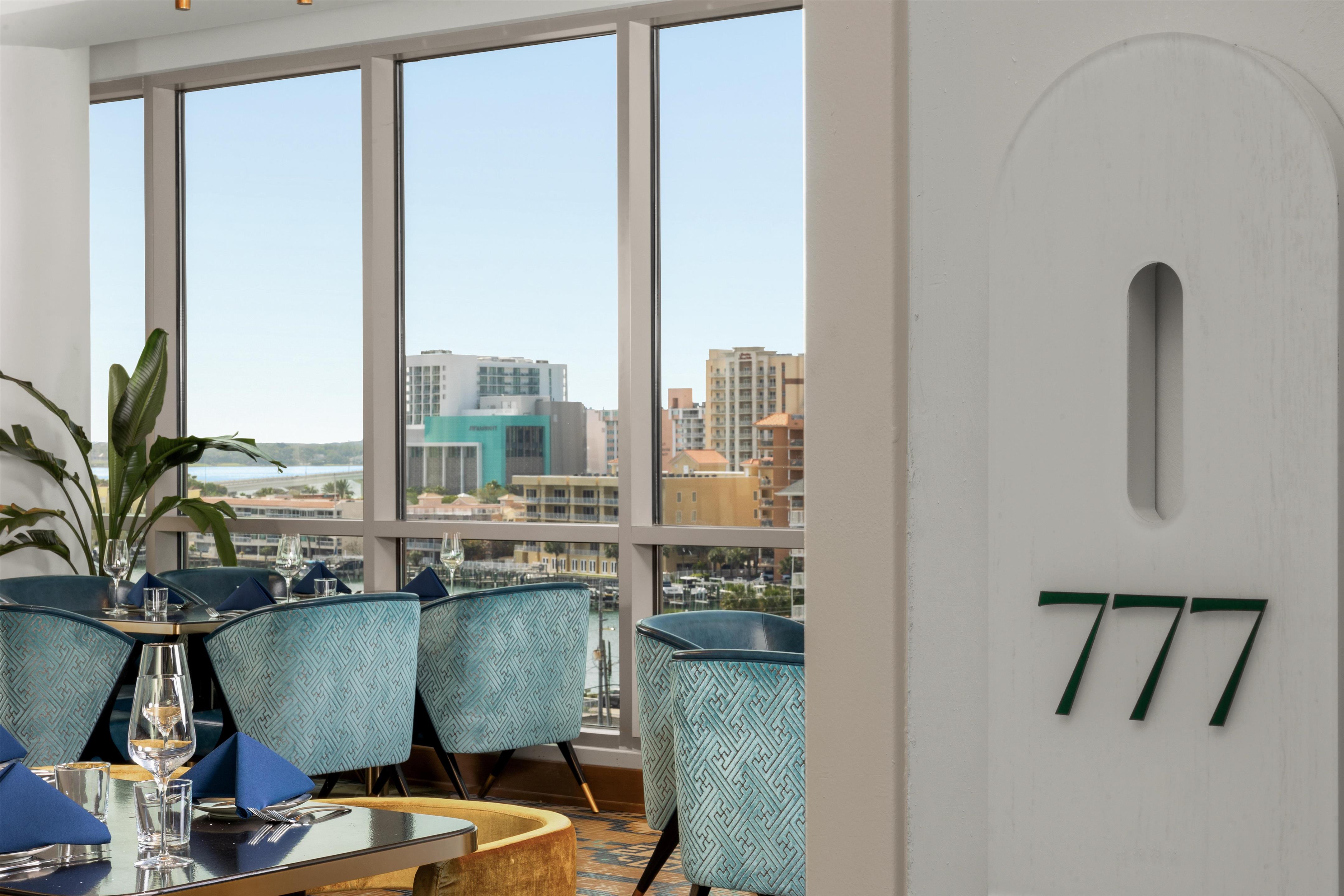 Restaurant | The Hiatus Clearwater Beach, Curio Collection By Hilton