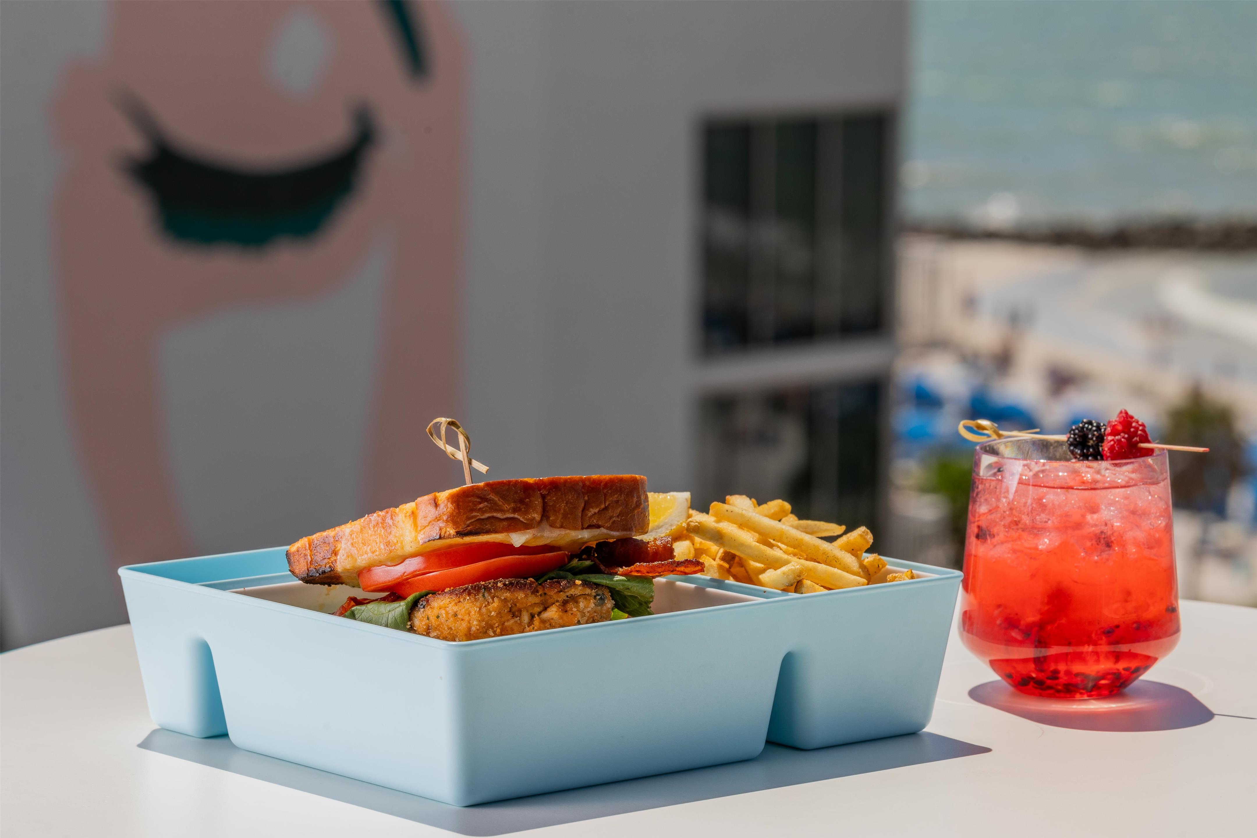 Restaurant | The Hiatus Clearwater Beach, Curio Collection By Hilton