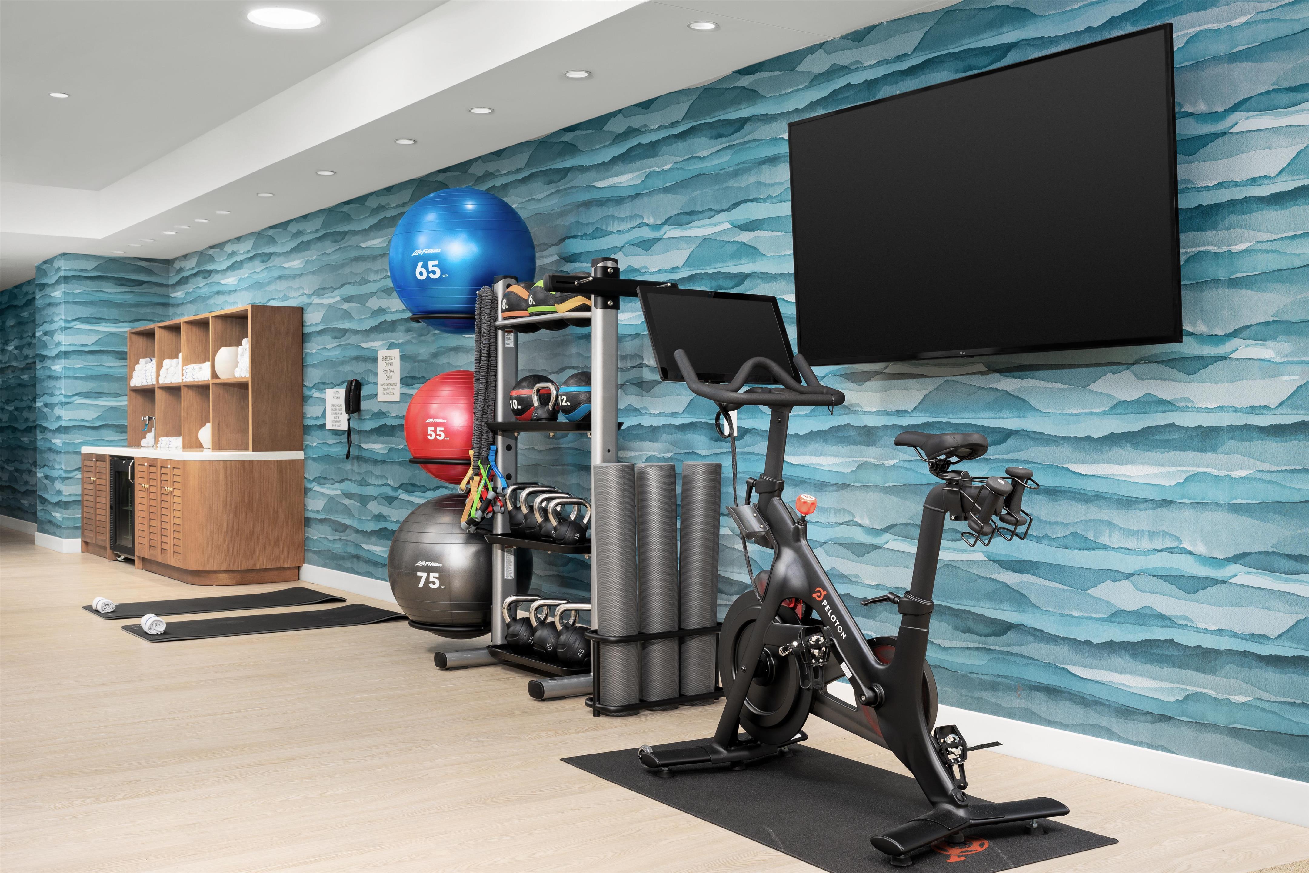 Health club fitness center gym | The Hiatus Clearwater Beach, Curio Collection By Hilton