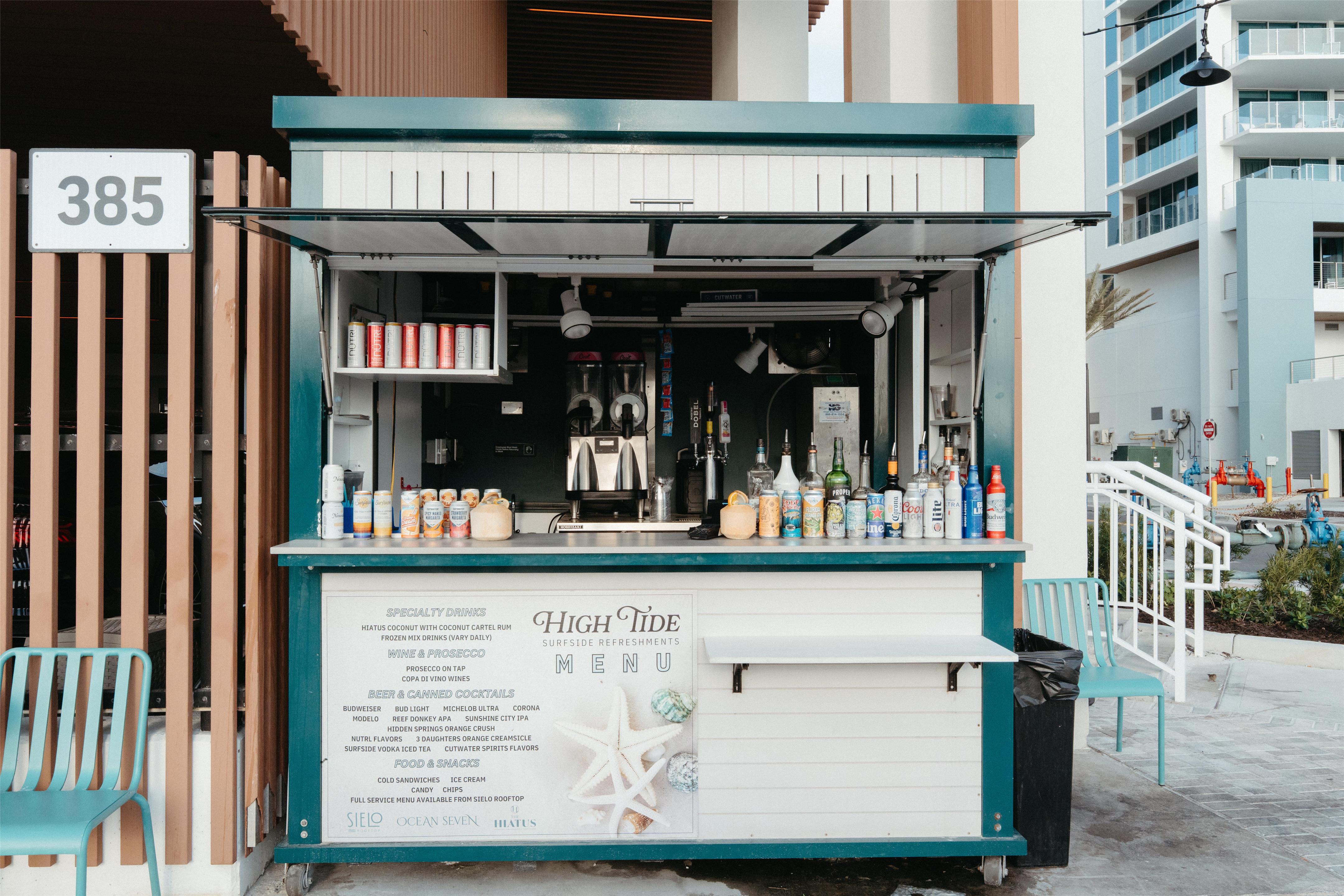 BarLounge | The Hiatus Clearwater Beach, Curio Collection By Hilton