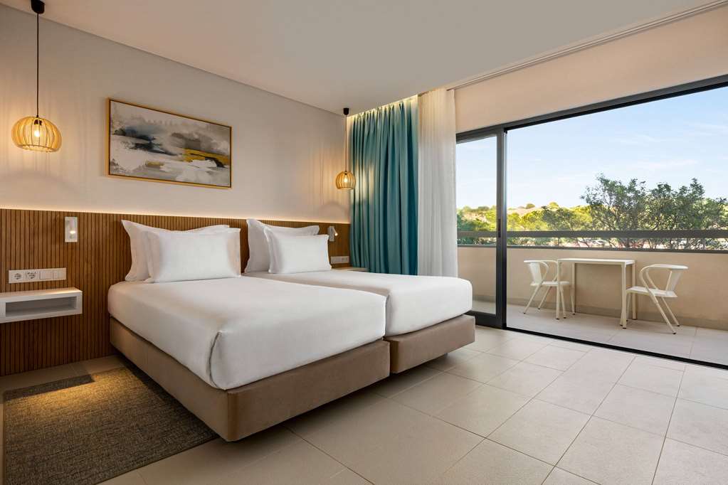 WYNDHAM RESIDENCES ALVOR BEACH-guestroom-Guest Room,On-Site.jpg