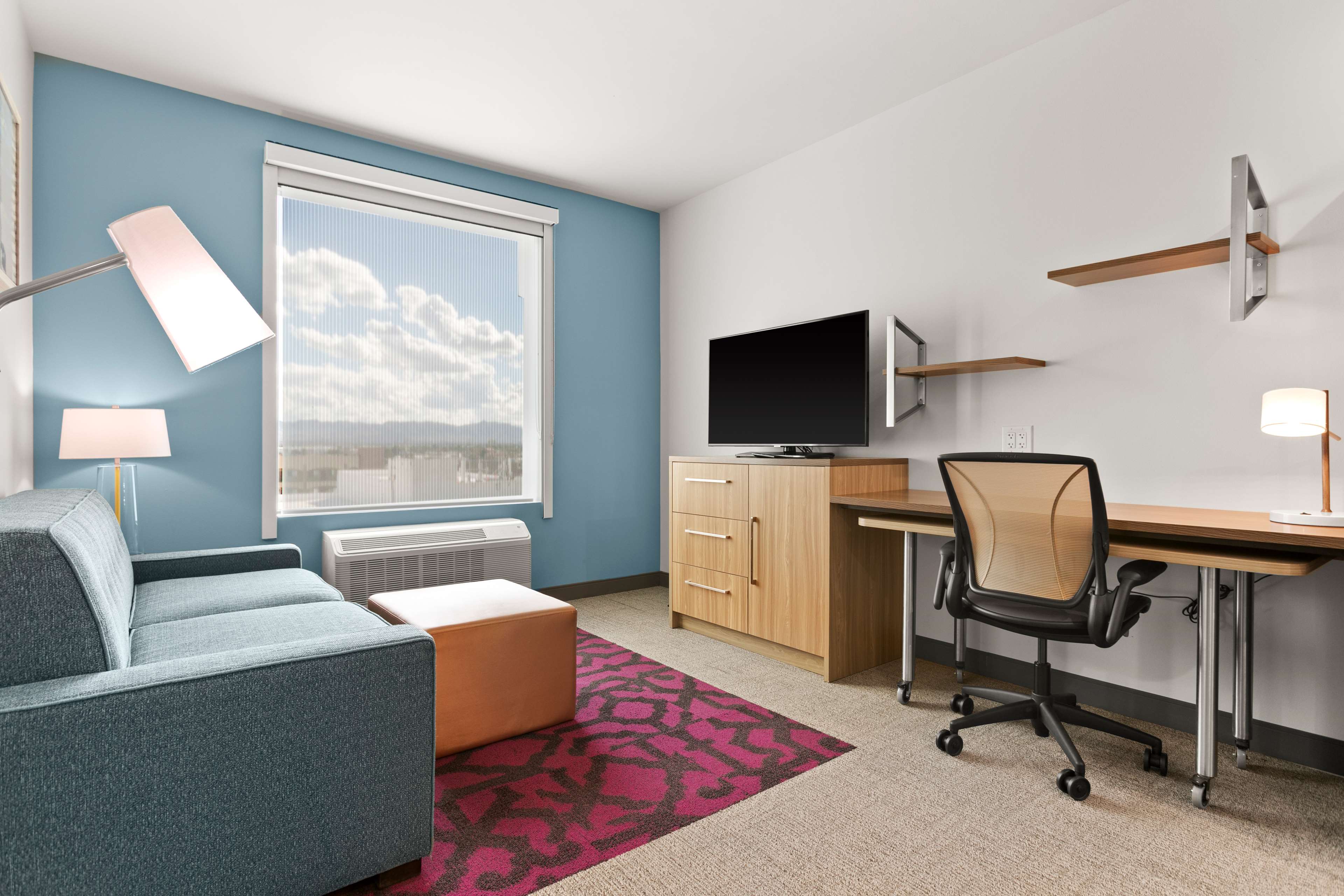 Home2 Suites by Hilton Phoenix Downtown Room Type - 1 KING 1 BEDROOM SUITE