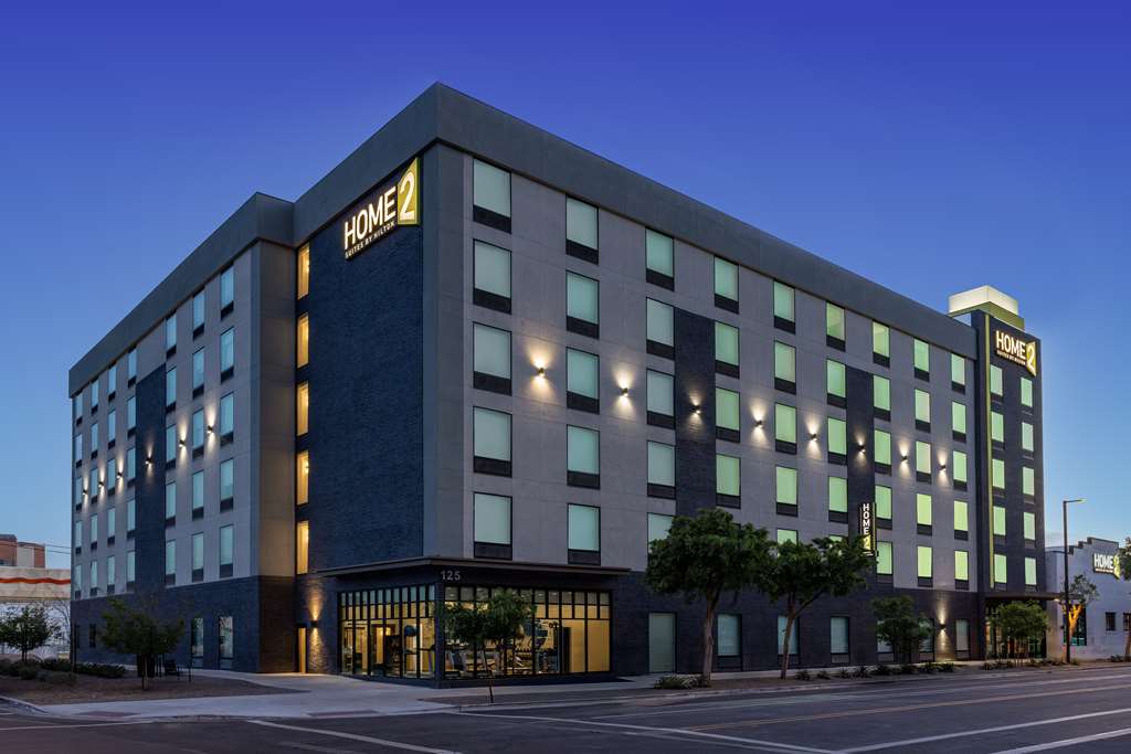 Home2 Suites by Hilton Phoenix Downtown - Tap to explore photos