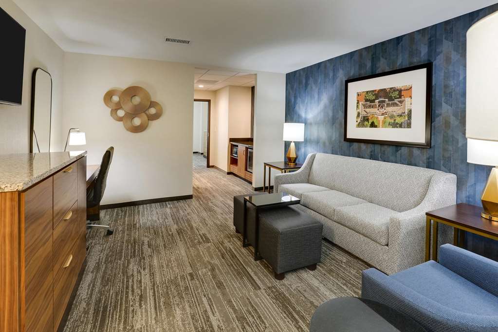 Drury Plaza Hotel Tallahassee-guestroom-Guest Room,On-Site.jpg
