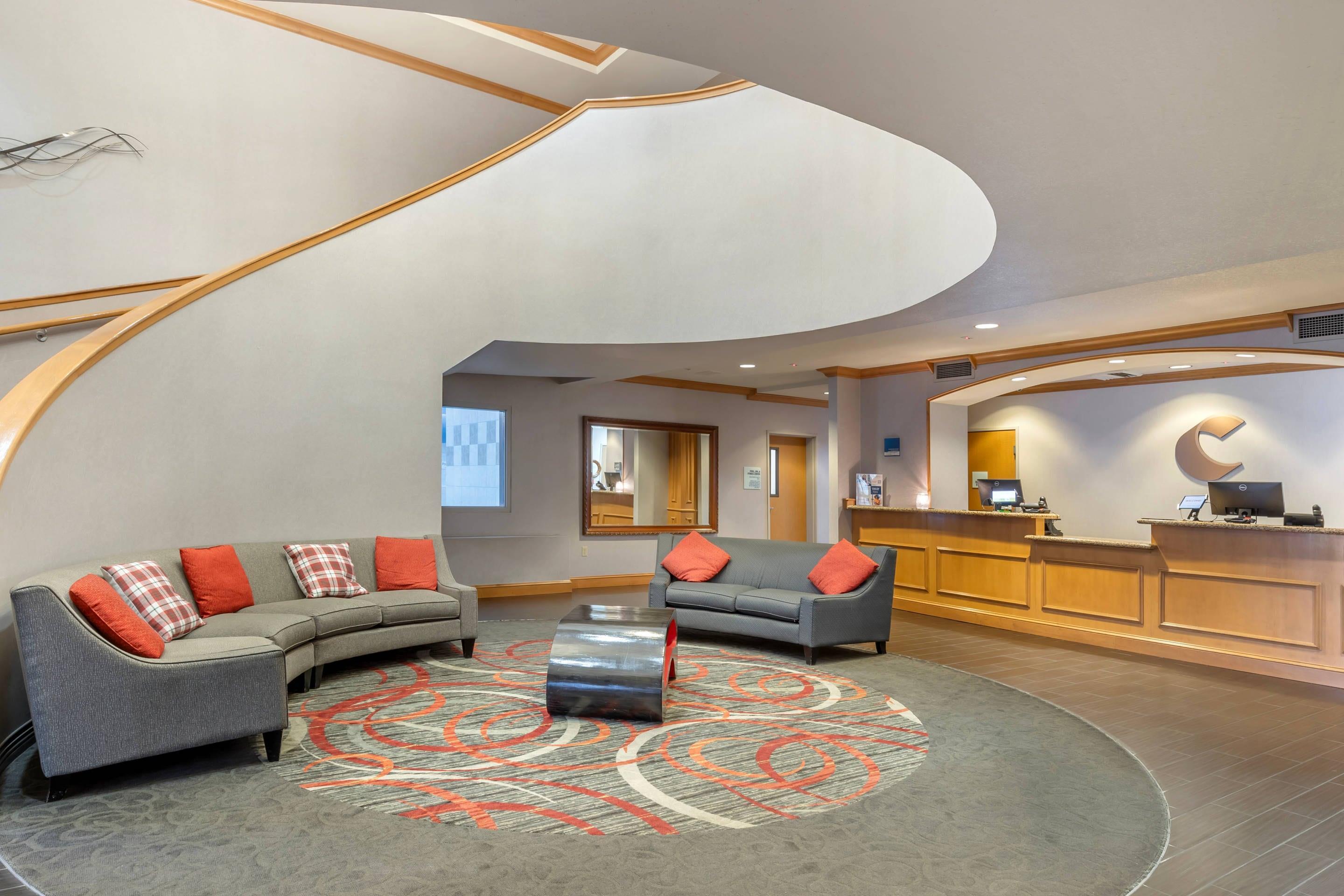 Hotel lobby | Comfort Suites Boise West Meridian