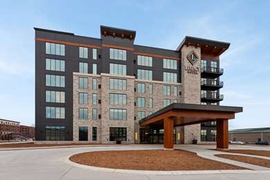 Legacy Hotel Green Bay