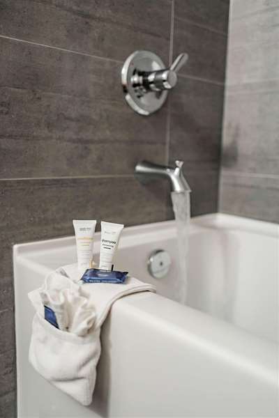Guest Room,Bathroom,On-Site