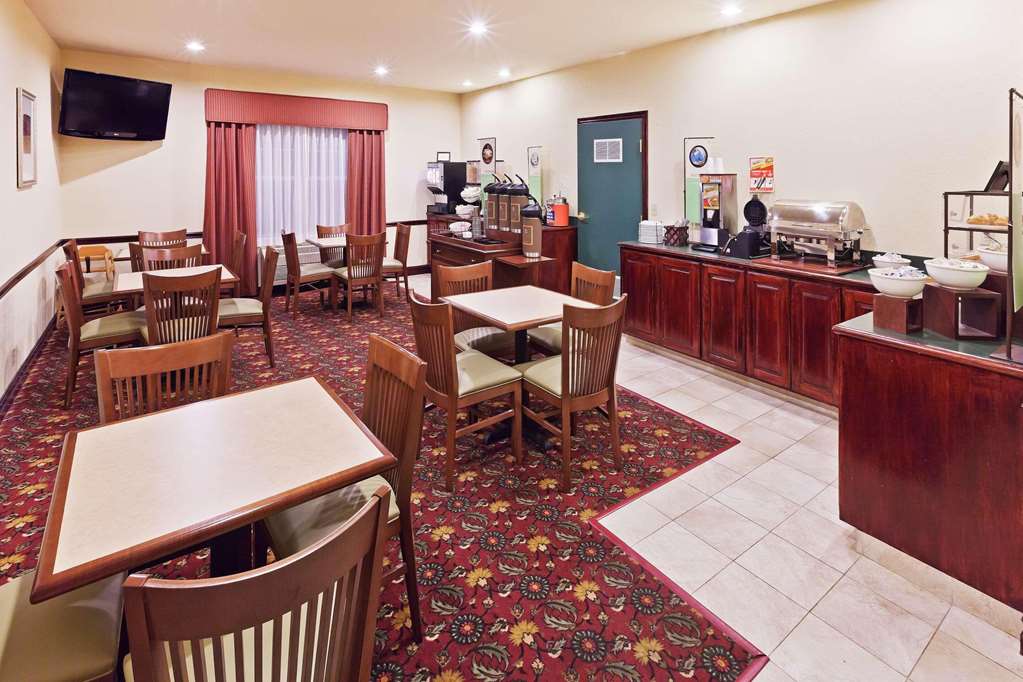 COUNTRY INN AND SUITES, photo 4