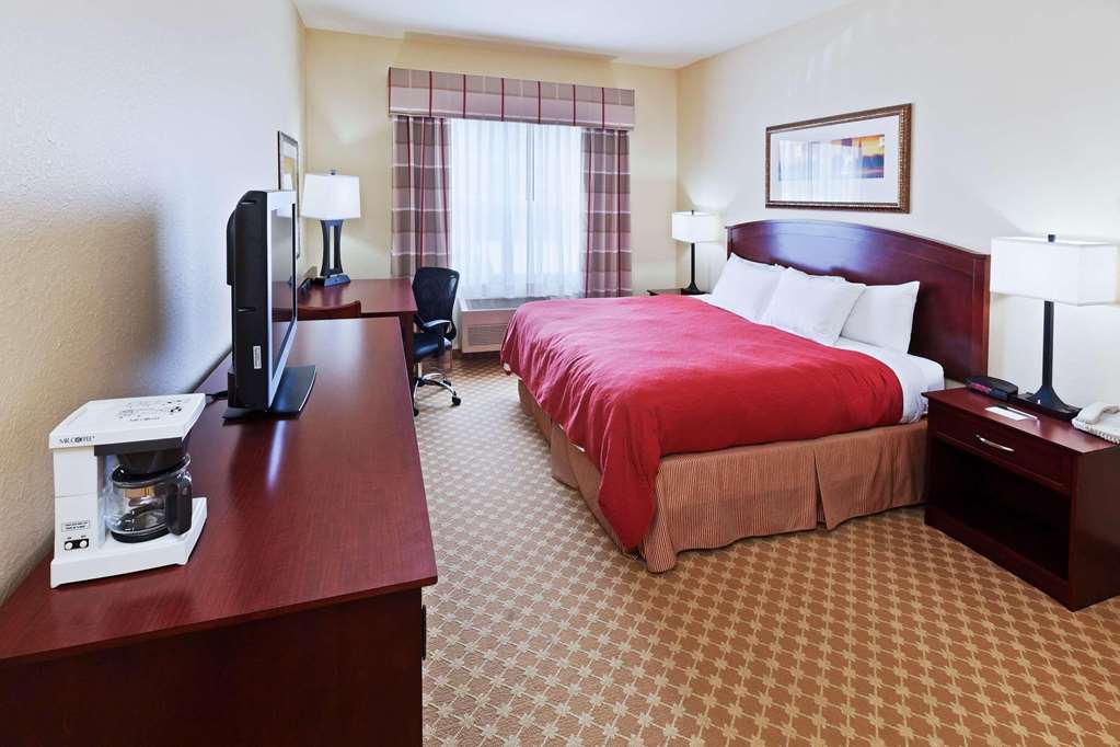COUNTRY INN AND SUITES, photo 3