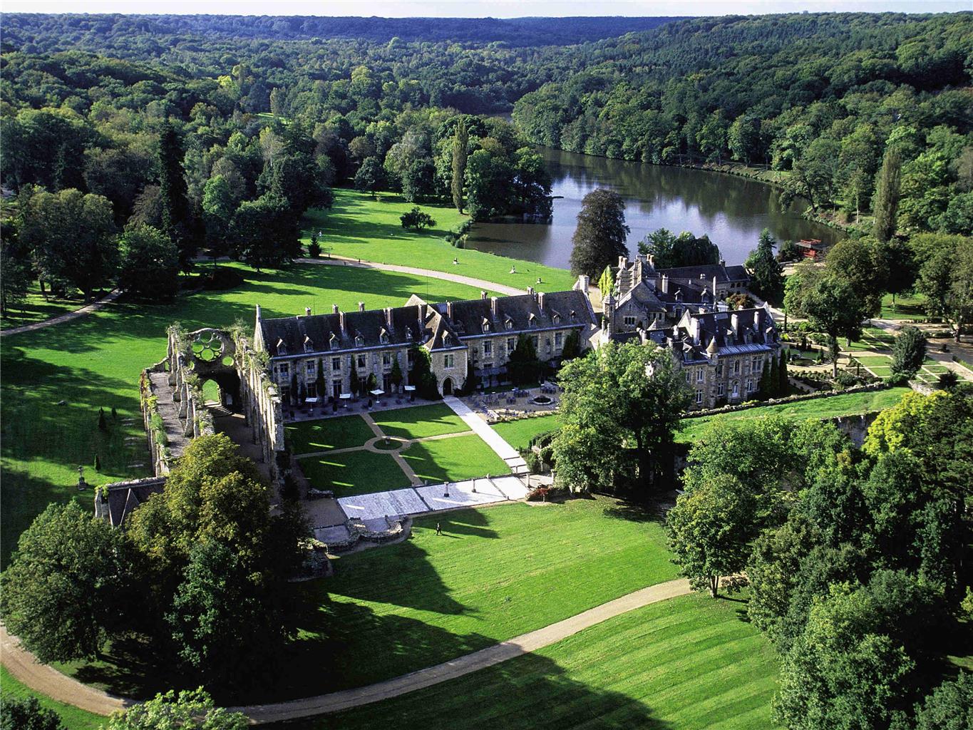 Abbaye des Vaux de Cernay