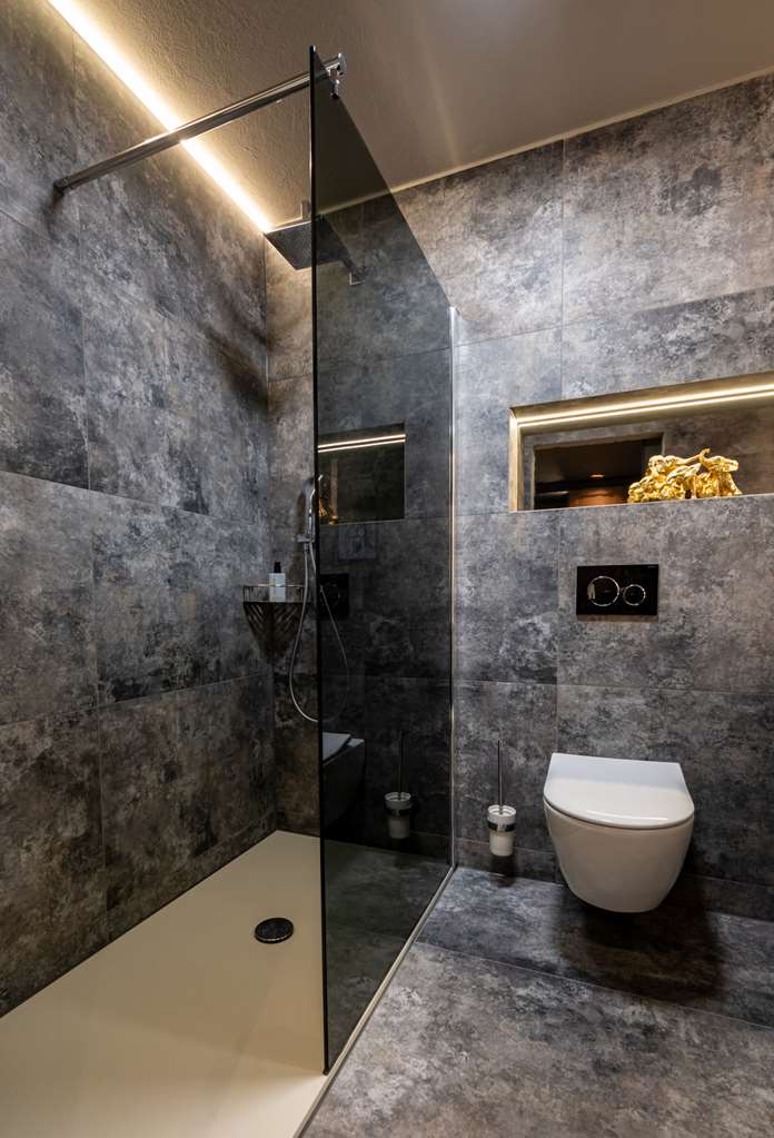 Meiser SPA Resort-guestroom-Guest Room,Bathroom,On-Site.jpg