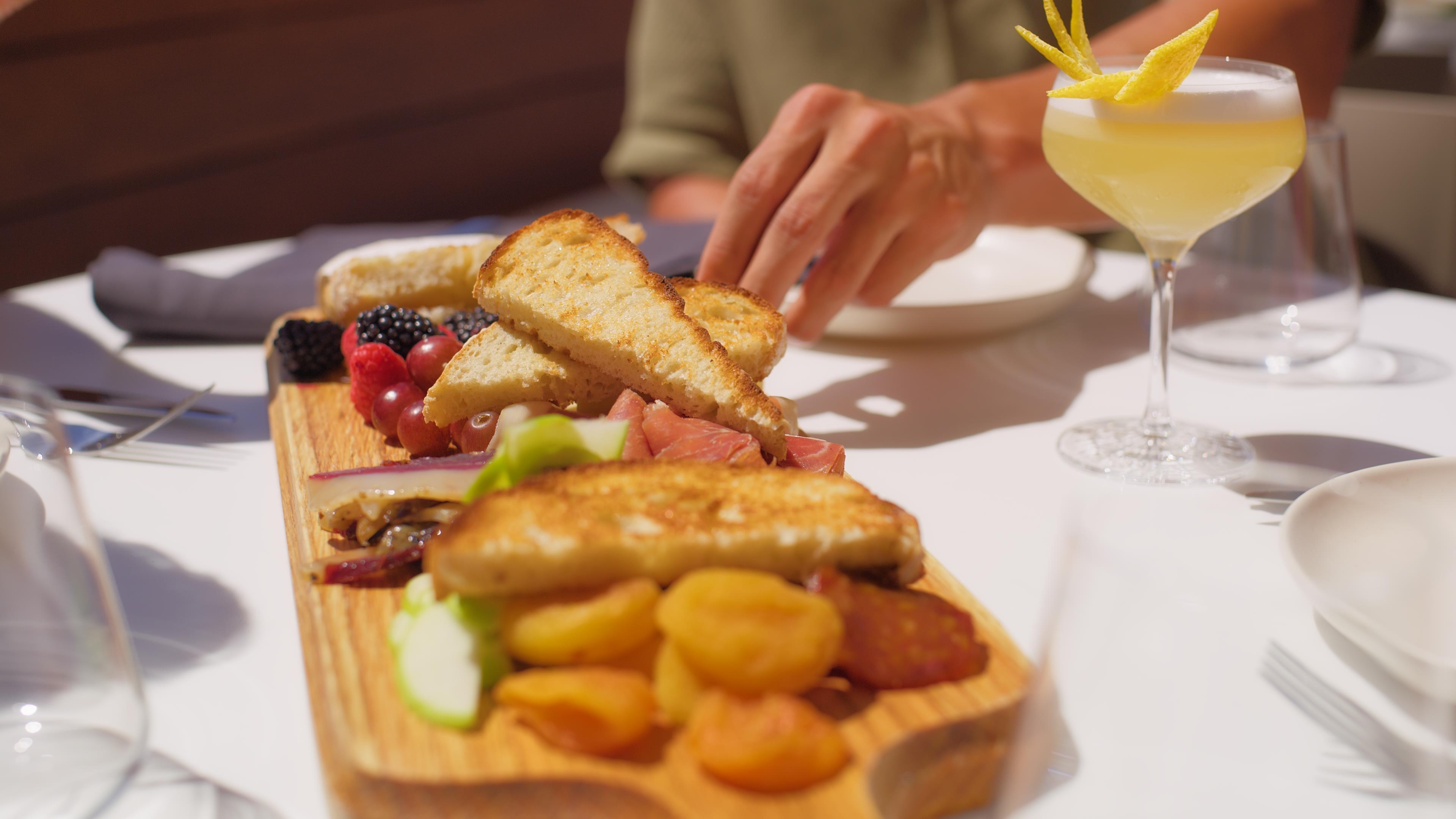 Restaurant | Hyatt Regency Irvine