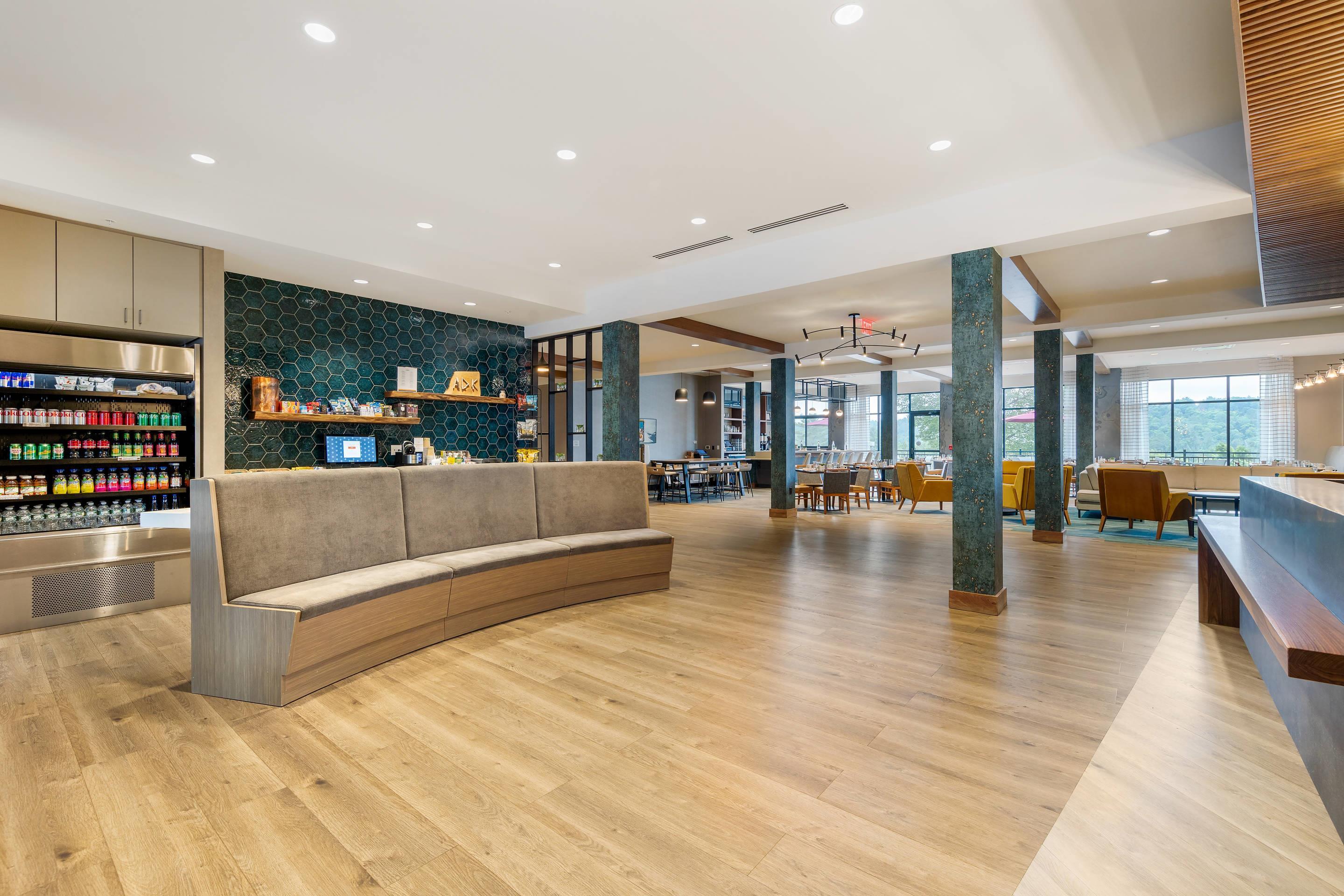 Hotel lobby | Cambria Hotel Lake Placid - Lakeside Resort