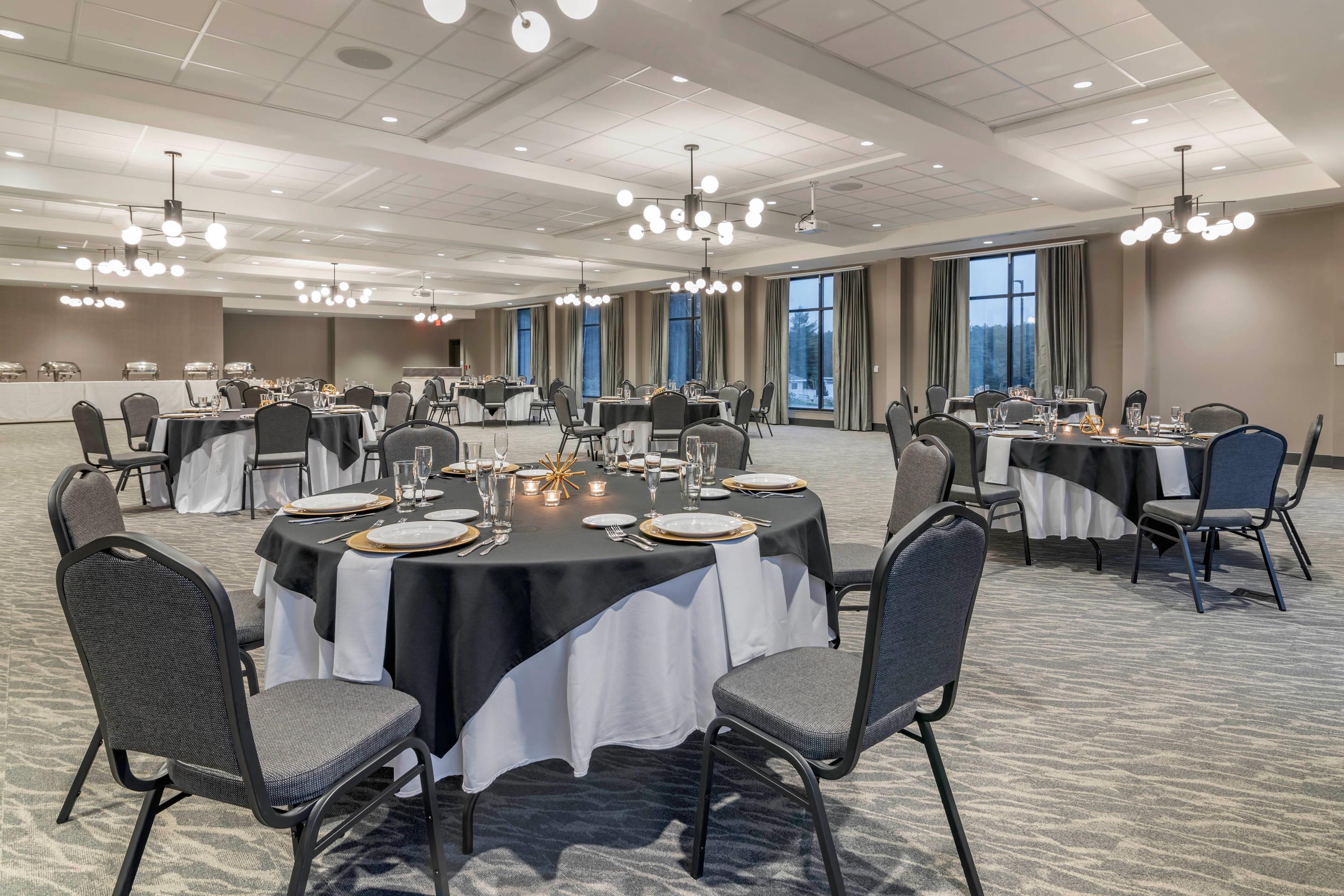 Event space | Cambria Hotel Lake Placid - Lakeside Resort
