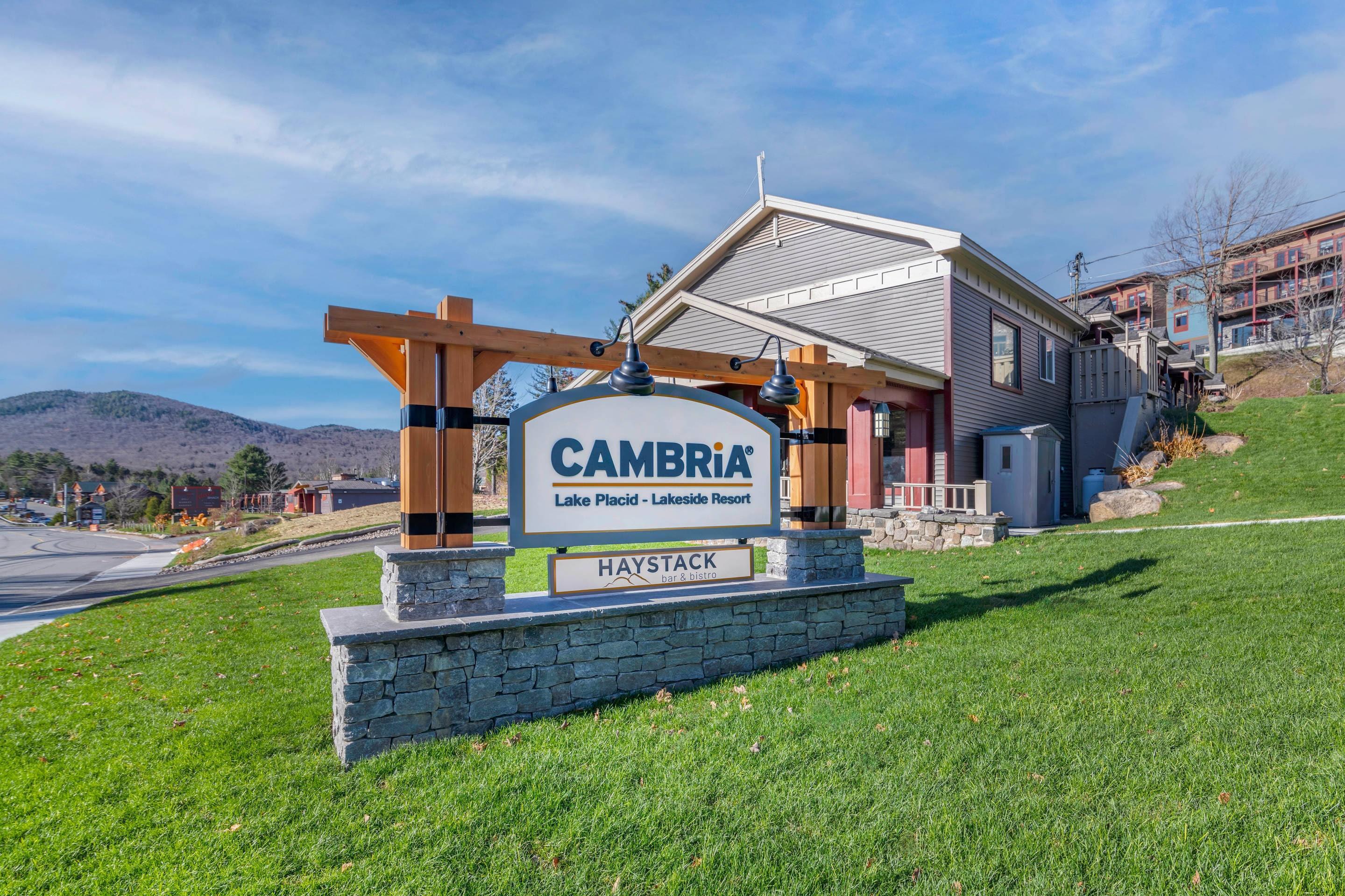 Hotel exterior | Cambria Hotel Lake Placid - Lakeside Resort
