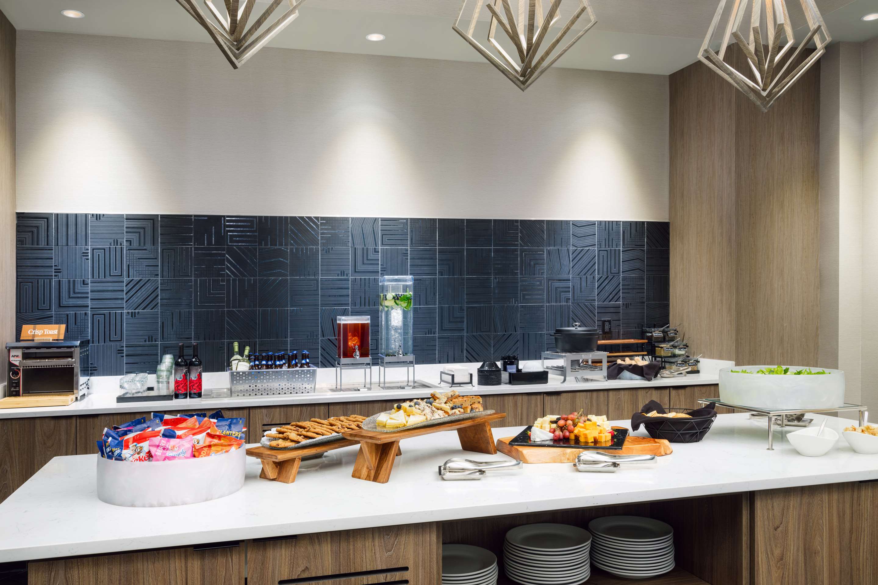 Restaurant | Homewood Suites by Hilton Raleigh Downtown